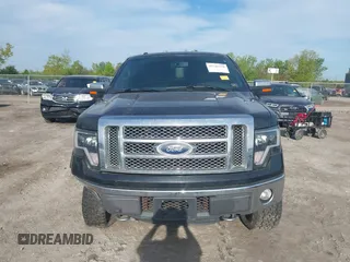 2011 Ford F-150 XL z VIN 1FTFW1EF3BKD55814, wystawiony jako IAAI lot #42225318 z przebiegiem 250 981 mil mil oraz . Historia ofert i sprzedaży dostępna na DreamBid. Obrazek 11.