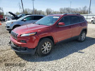 2017 Jeep Cherokee Latitude with VIN 1C4PJMCB3HW587884, listed as a Copart auction lot 52909405 with 155,881 mi miles and Salvage Title. Bid and sale history available at carsss.com. Image 1.