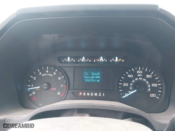 2019 Ford F-150 XL with VIN 1FTMF1CB0KKE51407, listed as a IAAI auction lot 41911128 with 135,119 mi miles. Bid and sale history available at carsss.com. Image 7.