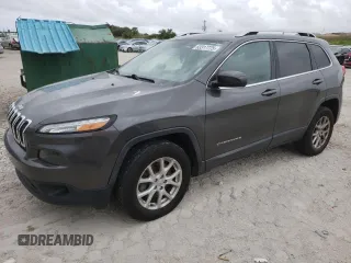 2015 Jeep Cherokee Latitude с VIN 1C4PJMCB4FW679258, выставлен на аукционе Copart как лот 63317775 с пробегом 189 971 миль миль и Чистый • Clean title. История ставок и продаж доступна на DreamBid. Изображение 1.