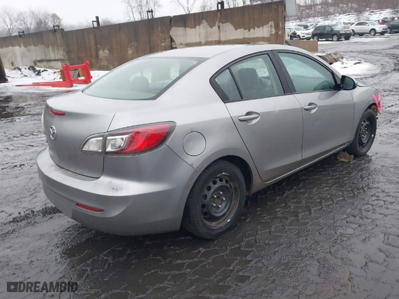 2012 Mazda Mazda3 i Sport with VIN JM1BL1UG8C1558674, listed as a IAAI auction lot 41565048 with NaN miles. Bid and sale history available at carsss.com. Image 4.