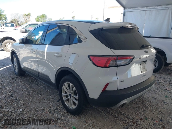 2020 Ford Escape SE z VIN 1FMCU9G65LUA37862, wystawiony jako IAAI lot #41679090 z przebiegiem 103 709 mil mil oraz . Historia ofert i sprzedaży dostępna na DreamBid. Obrazek 3.
