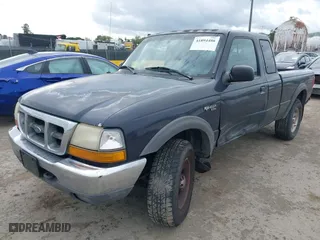 1999 Ford Ranger XLT with VIN 1FTZR15X4XPB33404, listed as a IAAI auction lot 41894486 with 371,102 mi miles. Bid and sale history available at carsss.com. Image 2.