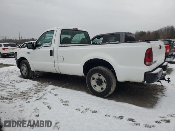 2007 Ford F-250 XL z VIN 1FTNF20597EA22927, wystawiony jako Copart lot #46926365 z przebiegiem 175 976 mil mil oraz Czysty tytuł • Clean title. Historia ofert i sprzedaży dostępna na DreamBid. Obrazek 2.