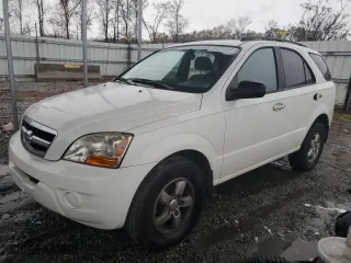 2009 Kia Sorento LX with VIN KNDJD735595867709, listed as a Copart auction lot 84478264 with 224,475 mi miles and Salvage Title. Bid and sale history available at carsss.com. Image 1.