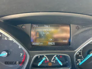 2019 Ford Escape S с VIN 1FMCU0F78KUA99745, выставлен на аукционе IAAI как лот 42202000 с пробегом 83 506 миль миль и . История ставок и продаж доступна на DreamBid. Изображение 1.