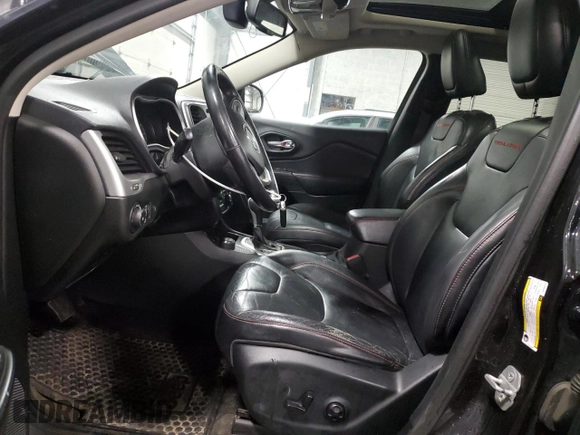 2014 Jeep Cherokee Trailhawk with VIN 1C4PJMBS5EW294212, listed as a Copart auction lot 88816885 with 151,779 mi miles and Salvage title. Bid and sale history available at DreamBid. Image 7.