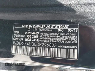 2013 Mercedes-Benz C 250 Sport z VIN WDDGF4HB0DR296803, wystawiony jako IAAI lot #42286512 z przebiegiem 219 384 mil mil oraz . Historia ofert i sprzedaży dostępna na DreamBid. Obrazek 9.