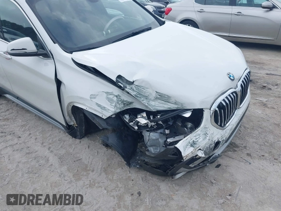2022 BMW X1 xDrive28i z VIN WBXJG9C0XN5U89973, wystawiony jako IAAI lot #41508343 z przebiegiem 67 424 mil mil oraz . Historia ofert i sprzedaży dostępna na DreamBid. Obrazek 6.