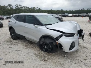 2022 Chevrolet Blazer LT z VIN 3GNKBCR48NS121442, wystawiony jako Copart lot #55264195 z przebiegiem 21 927 mil mil oraz Szkoda całkowita • Salvage title. Historia ofert i sprzedaży dostępna na DreamBid. Obrazek 4.