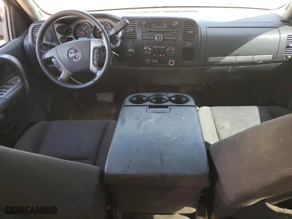 2008 GMC Sierra 2500HD SLE1 with VIN 1GTHK23698F176529, listed as a Copart auction lot 48583425 with 355,814 mi miles and Salvage Title. Bid and sale history available at carsss.com. Image 8.