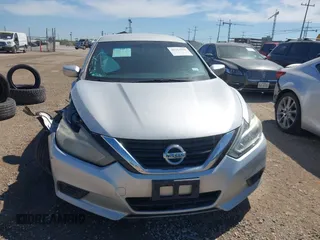 2017 Nissan Altima SL with VIN 1N4AL3AP0HC294122, listed as a IAAI auction lot 42223296 with 144,028 mi miles and . Bid and sale history available at DreamBid. Image 12.