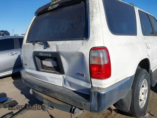1998 Toyota 4Runner SR5 z VIN JT3GN86R9W0063096, wystawiony jako IAAI lot #41831557 z przebiegiem 168 900 mil mil oraz . Historia ofert i sprzedaży dostępna na DreamBid. Obrazek 6.