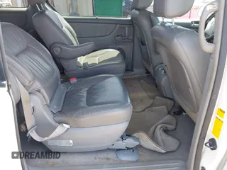 2010 Toyota Sienna XLE with VIN 5TDYK4CC7AS291119, listed as a IAAI auction lot 41742917 with 201,590 mi miles. Bid and sale history available at carsss.com. Image 8.