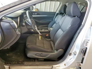 2016 Nissan Maxima Platinum z VIN 1N4AA6AP7GC440845, wystawiony jako Copart lot #60260945 z przebiegiem 129 669 mil mil oraz Szkoda całkowita • Salvage title. Historia ofert i sprzedaży dostępna na DreamBid. Obrazek 7.