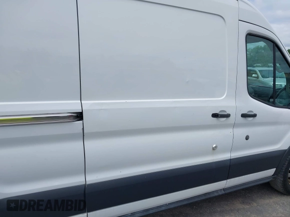 2015 Ford Transit with VIN 1FTNE2CV5FKA07968, listed as a IAAI auction lot 42693006 with 133,500 mi miles and . Bid and sale history available at DreamBid. Image 12.