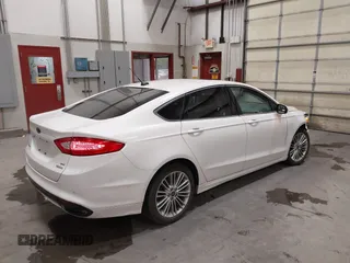 2016 Ford Fusion SE с VIN 3FA6P0H90GR194232, выставлен на аукционе IAAI как лот 42452759 с пробегом 99 310 миль миль и . История ставок и продаж доступна на DreamBid. Изображение 4.
