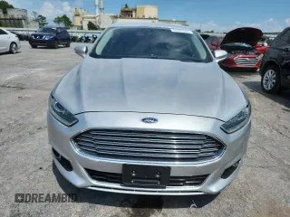 2016 Ford Fusion Titanium z VIN 3FA6P0K95GR220171, wystawiony jako Copart lot #64980565 z przebiegiem 202 852 mil mil oraz Czysty tytuł • Clean title. Historia ofert i sprzedaży dostępna na DreamBid. Obrazek 5.
