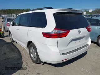 2016 Toyota Sienna LE AAS с VIN 5TDKK3DC0GS731995, выставлен на аукционе IAAI как лот 41856946 с пробегом 19 700 миль миль и . История ставок и продаж доступна на DreamBid. Изображение 3.