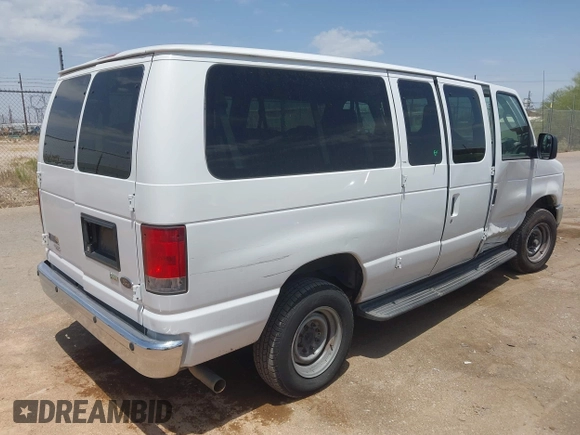 2014 Ford Econoline Passenger XL with VIN 1FBNE3BL8EDA14636, listed as a IAAI auction lot 42652318 with 120,829 mi miles and . Bid and sale history available at DreamBid. Image 4.