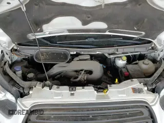 2018 Ford Transit z VIN 1FTYE1CM3JKA69666, wystawiony jako Copart lot #58270905 z przebiegiem 64 916 mil mil oraz Szkoda całkowita • Salvage title. Historia ofert i sprzedaży dostępna na DreamBid. Obrazek 14.