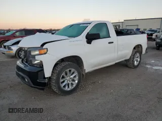 2020 Chevrolet Silverado 1500 Work Truck with VIN 3GCNWAEF2LG270855, listed as a Copart auction lot 83551204 with 98,922 mi miles and Salvage Title. Bid and sale history available at carsss.com. Image 1.