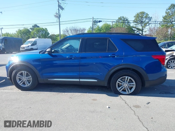 2020 Ford Explorer XLT with VIN 1FMSK7DH6LGB18394, listed as a IAAI auction lot 41876593 with 52,526 mi miles. Bid and sale history available at carsss.com. Image 14.