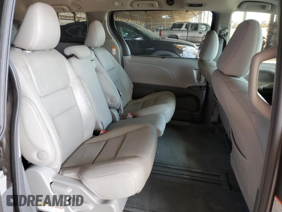 2016 Toyota Sienna XLE with VIN 5TDYK3DC5GS745451, listed as a Copart auction lot 63852525 with 161,578 mi miles and Salvage title. Bid and sale history available at DreamBid. Image 11.