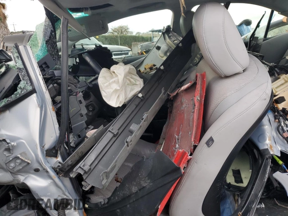 2010 Lexus HS 250h with VIN JTHBB1BA1A2011771, listed as a Copart auction lot 87023154 with Not Provided miles and Non Repairable. Bid and sale history available at DreamBid. Image 7.