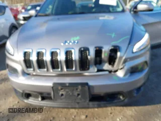 2018 Jeep Cherokee Latitude Plus with VIN 1C4PJMLB6JD526661, listed as a IAAI auction lot 41868189 with 138,572 mi miles and . Bid and sale history available at DreamBid. Image 6.