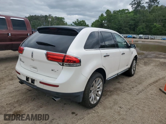 2012 Lincoln MKX with VIN 2LMDJ6JK4CBL13038, listed as a Copart auction lot 51990355 with 178,887 mi miles and Salvage Title. Bid and sale history available at carsss.com. Image 3.