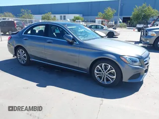 2017 Mercedes-Benz C 300 с VIN 55SWF4JB8HU233507, выставлен на аукционе IAAI как лот 42338262 с пробегом 29 002 миль миль и . История ставок и продаж доступна на DreamBid. Изображение 1.