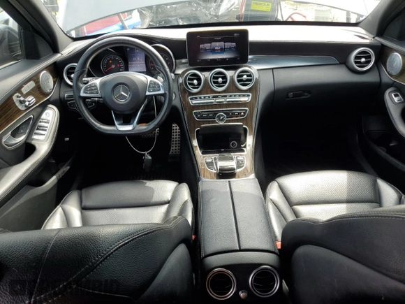 2015 Mercedes-Benz C-Class C 300 with VIN 55SWF4JBXFU080884, listed as a Copart auction lot 53074115 with 136,564 mi miles and Clean Title. Bid and sale history available at carsss.com. Image 8.