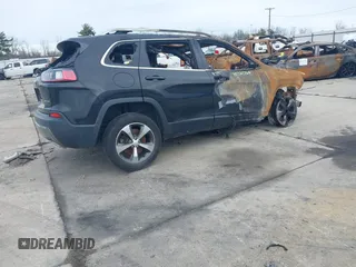 2019 Jeep Cherokee Limited with VIN 1C4PJMDN1KD292438, listed as a IAAI auction lot 40727364 with 93,678 mi miles. Bid and sale history available at carsss.com. Image 4.