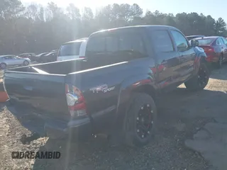 2009 Toyota Tacoma PreRunner with VIN 3TMJU62N09M079135, listed as a IAAI auction lot 41608120 with 230,384 mi miles. Bid and sale history available at carsss.com. Image 4.