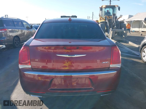 2020 Chrysler 300 Limited with VIN 2C3CCAEG1LH145794, listed as a IAAI auction lot 41158391 with 79,785 mi miles. Bid and sale history available at carsss.com. Image 16.