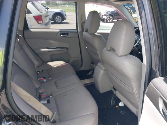2011 Subaru Forester X Limited z VIN JF2SHAEC7BH729550, wystawiony jako IAAI lot #42641725 z przebiegiem 128 108 mil mil oraz . Historia ofert i sprzedaży dostępna na DreamBid. Obrazek 8.
