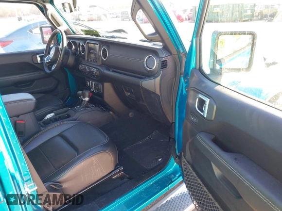 2019 Jeep Wrangler Unlimited Sahara with VIN 1C4HJXEN7KW641854, listed as a IAAI auction lot 41635091 with 51,039 mi miles and . Bid and sale history available at DreamBid. Image 5.