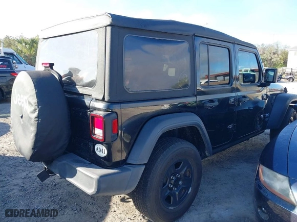 2018 Jeep Wrangler Unlimited Sport S with VIN 1C4HJXDG9JW159307, listed as a IAAI auction lot 41142193 with 57,185 mi miles. Bid and sale history available at carsss.com. Image 4.
