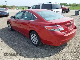 2011 Mazda Mazda6 i Sport with VIN 1YVHZ8BH6B5M24289, listed as a IAAI auction lot 42138047 with 190,805 mi miles. Bid and sale history available at carsss.com. Image 3.