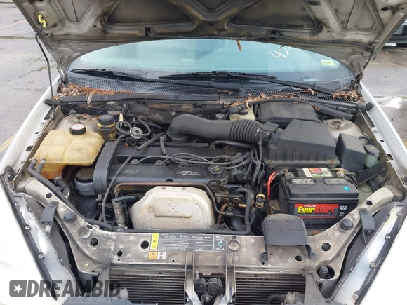 2001 Ford Focus ZTS with VIN 1FAHP383X1W114154, listed as a IAAI auction lot 42114666 with 198,248 mi miles and . Bid and sale history available at carsss.com. Image 10.