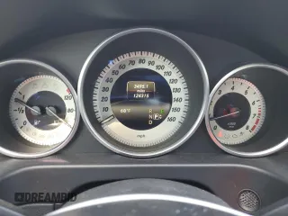 2015 Mercedes-Benz E 350 Sport with VIN WDDHF5KB9FB088305, listed as a Copart auction lot 54849945 with 124,315 mi miles and Salvage title. Bid and sale history available at DreamBid. Image 9.