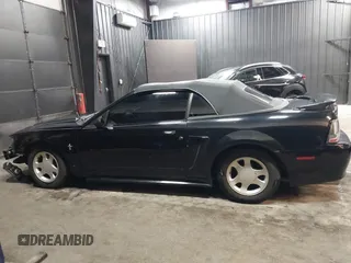 2000 Ford Mustang with VIN 1FAFP4448YF214730, listed as a IAAI auction lot 41467473 with 114,910 mi miles. Bid and sale history available at carsss.com. Image 14.