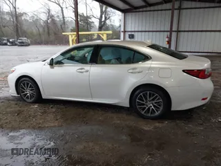 2018 Lexus ES with VIN 58ABK1GG8JU105203, listed as a IAAI auction lot 41764259 with 77,550 mi miles. Bid and sale history available at carsss.com. Image 14.
