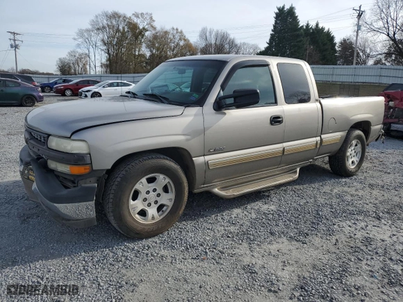 2002 Chevrolet Silverado 1500 LT with VIN 2GCEC19T921108110, listed as a Copart auction lot 85073854 with 190,042 mi miles and Salvage Title. Bid and sale history available at carsss.com. Image 1.