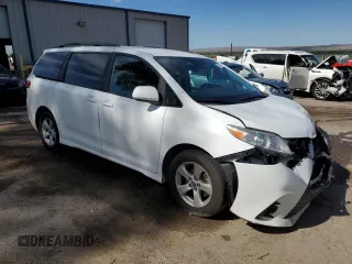 2020 Toyota Sienna LE Auto Access Seat with VIN 5TDKZ3DC8LS067046, listed as a Copart auction lot 68839594 with 48,422 mi miles and Salvage Title. Bid and sale history available at carsss.com. Image 4.