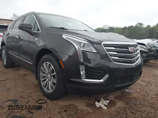 2019 Cadillac XT5 Luxury AWD z VIN 1GYKNDRS6KZ113420, wystawiony jako IAAI lot #41951065 z przebiegiem 56 360 mil mil oraz . Historia ofert i sprzedaży dostępna na DreamBid. Obrazek 3.