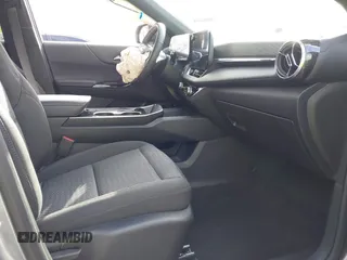 2025 Chevrolet Equinox FWD LT with VIN 3GNAXHEG0SL141748, listed as a IAAI auction lot 40800238 with 2,789 mi miles and . Bid and sale history available at DreamBid. Image 5.