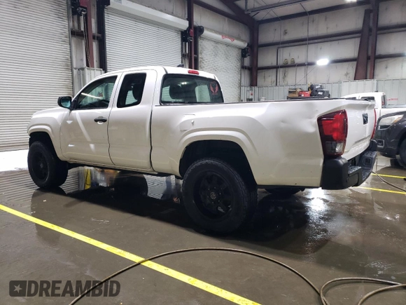 2018 Toyota Tacoma SR z VIN 5TFRX5GN7JX128181, wystawiony jako Copart lot #50954515 z przebiegiem 144 125 mil mil oraz Szkoda całkowita • Salvage title. Historia ofert i sprzedaży dostępna na DreamBid. Obrazek 2.