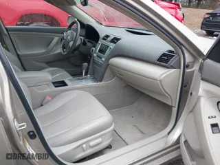2008 Toyota Camry Hybrid with VIN 4T1BB46K88U061373, listed as a IAAI auction lot 41851624 with 166,234 mi miles. Bid and sale history available at carsss.com. Image 5.